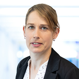 Julia Andermahr